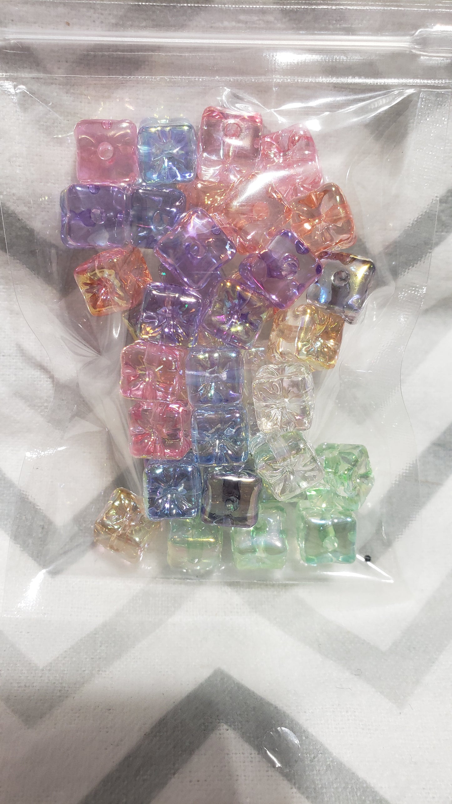 10mm Ice Cube beads