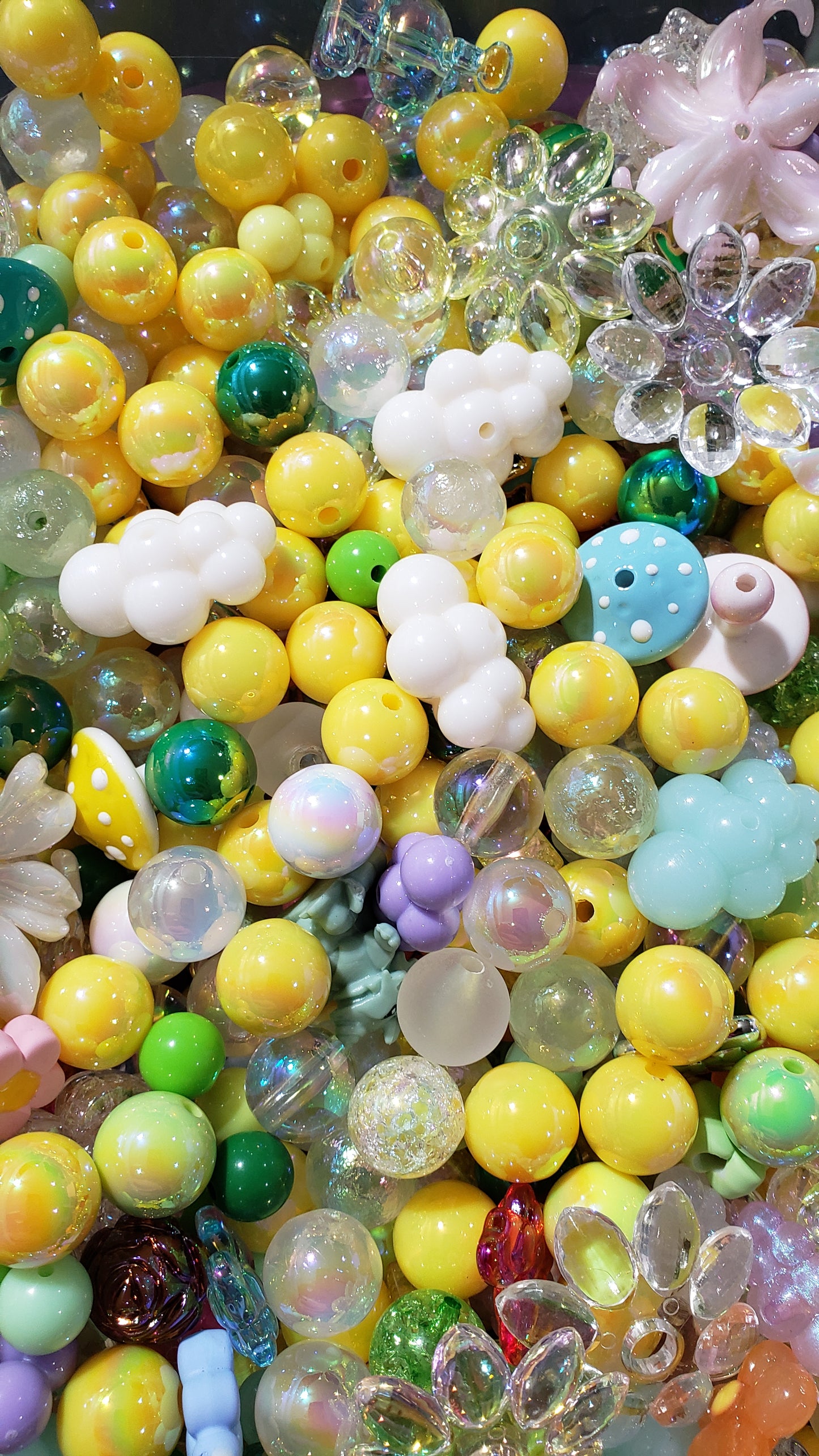 It's  Sunny Day Mix Focal and Bead Mix