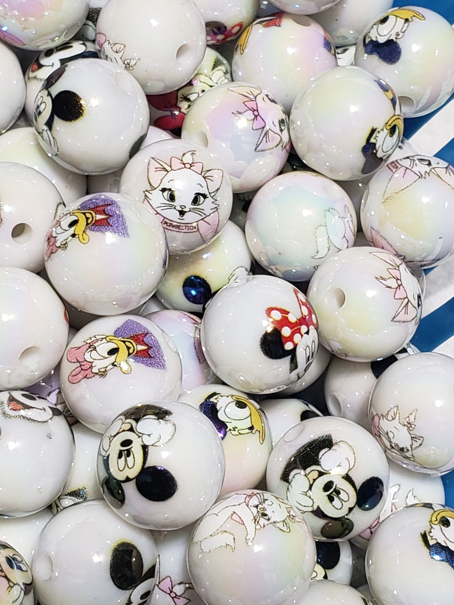 16mm Mickey and Friends white   20  pieces
