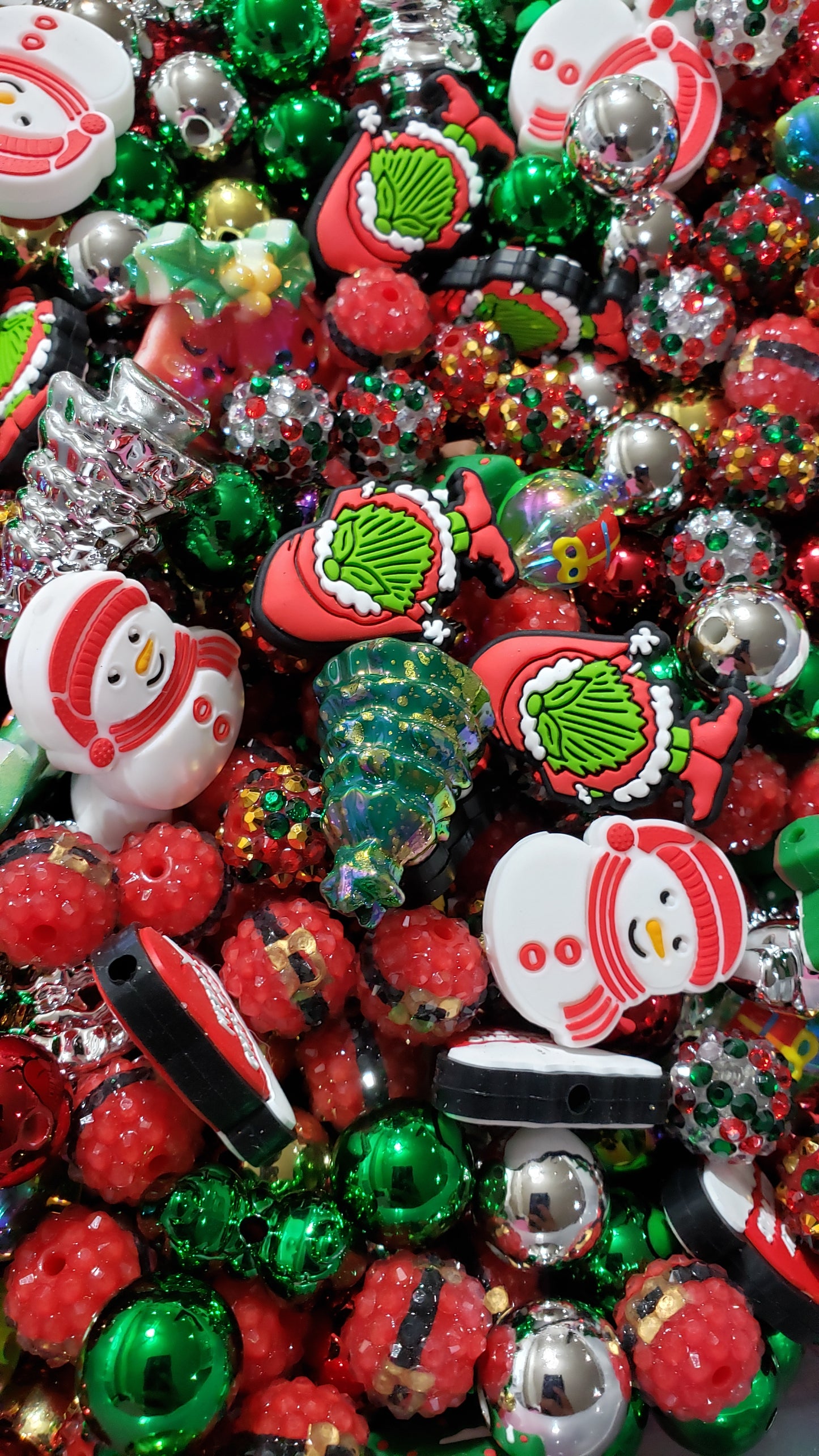 Christmas  Merry Mix Focal and Bead Mix