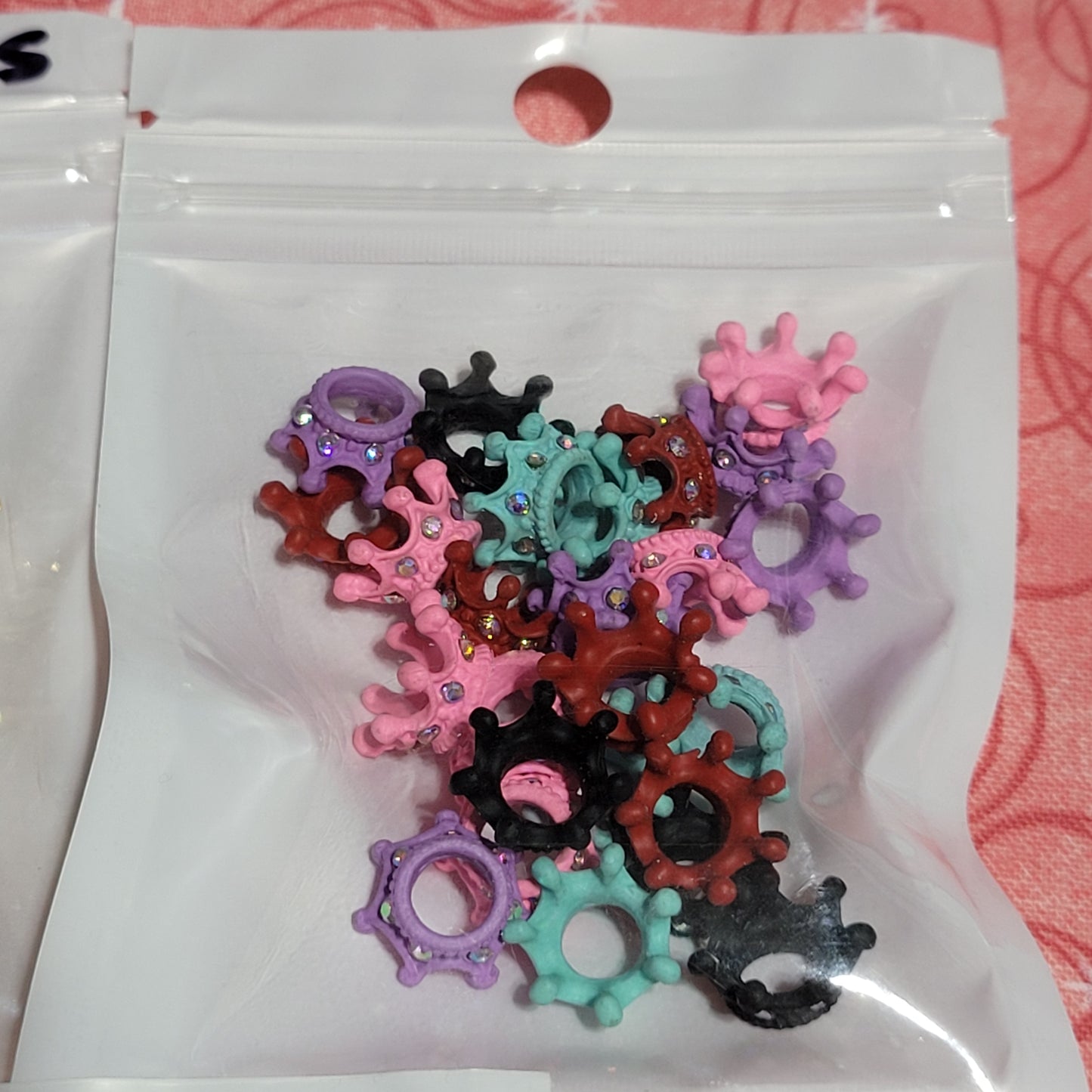 Crowns 10mm Metal Plastic