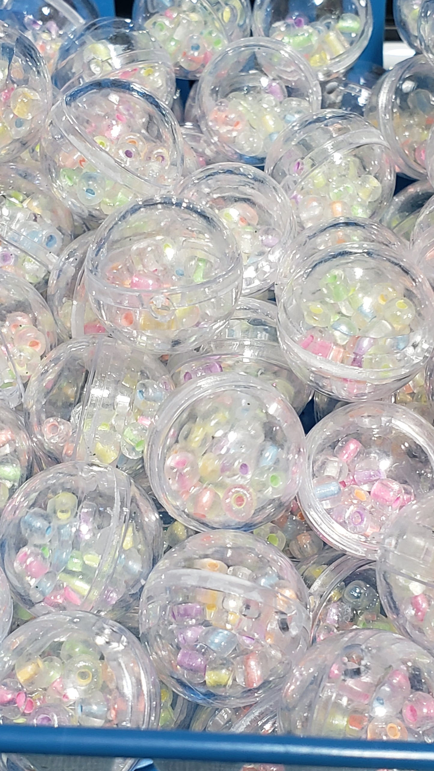 20mm Plastic Double Layer seed beads - 10 pieces